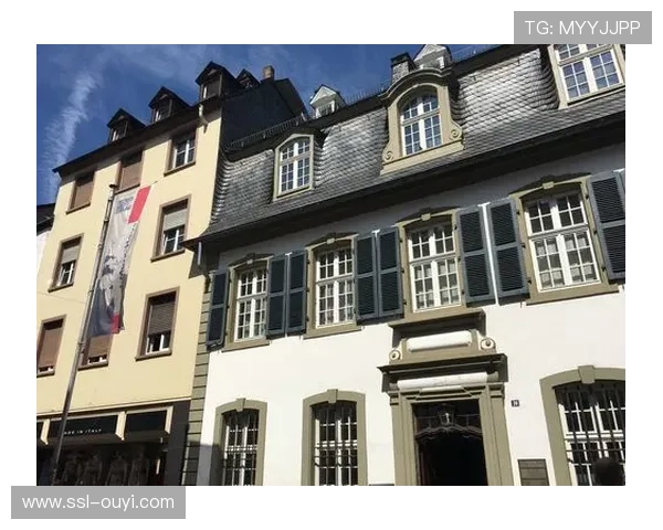 德国特里尔体育馆欧冠赛场响起《恭喜发财》，中国年味飘荡欧洲